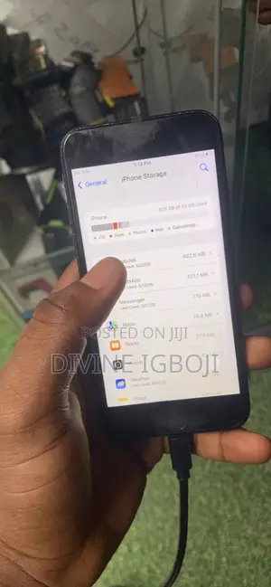 Apple iPhone 7 32 GB Black