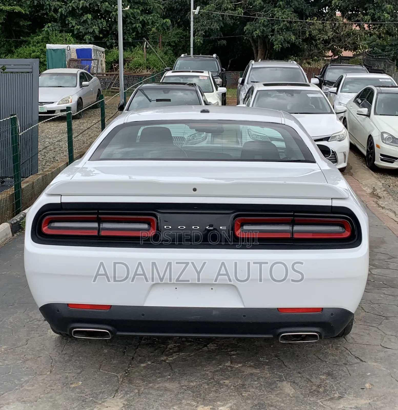 Dodge Challenger 2022 White
