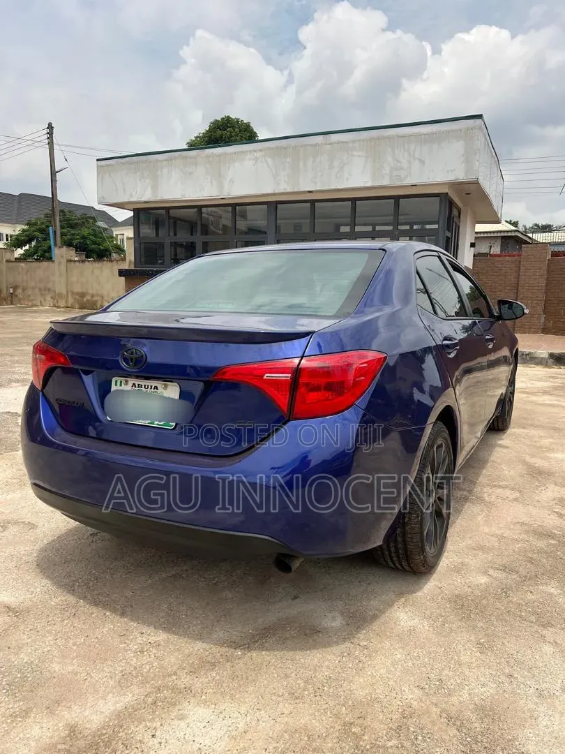 Toyota Corolla 2017 Blue
