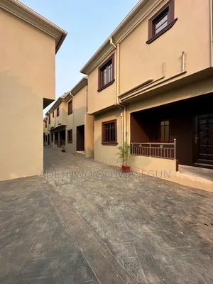 To Let at Ikorodu Lagos