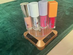 at Lipgloss1