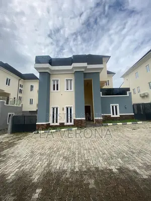 6bdrm Duplex in Asokoro for sale