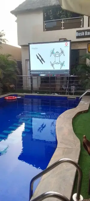 P4 Outdoor LED Screen at Londonian Hotel Suite