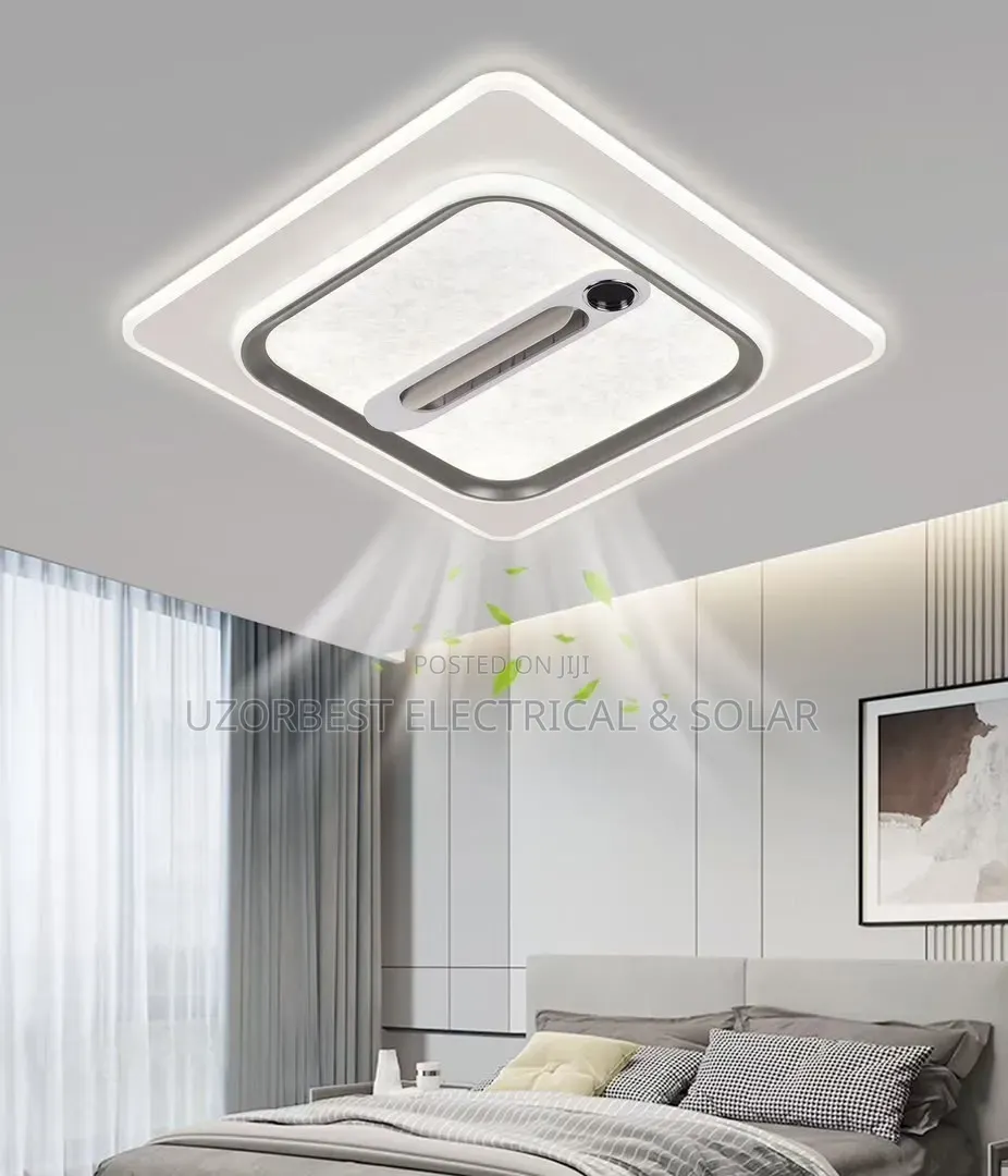 Square Bladles Fan Light With Voice Control