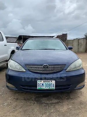 Toyota Camry LE 4dr Sedan (2.4L 4cyl 5M) 2004 Blue