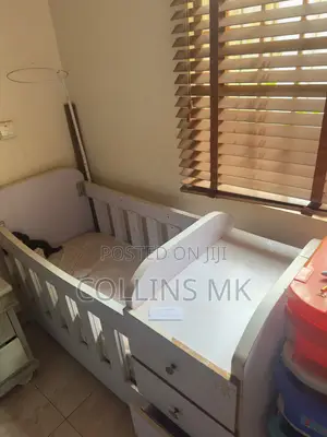 Baby Cot/Crib With Built-in Changing Table Drawers