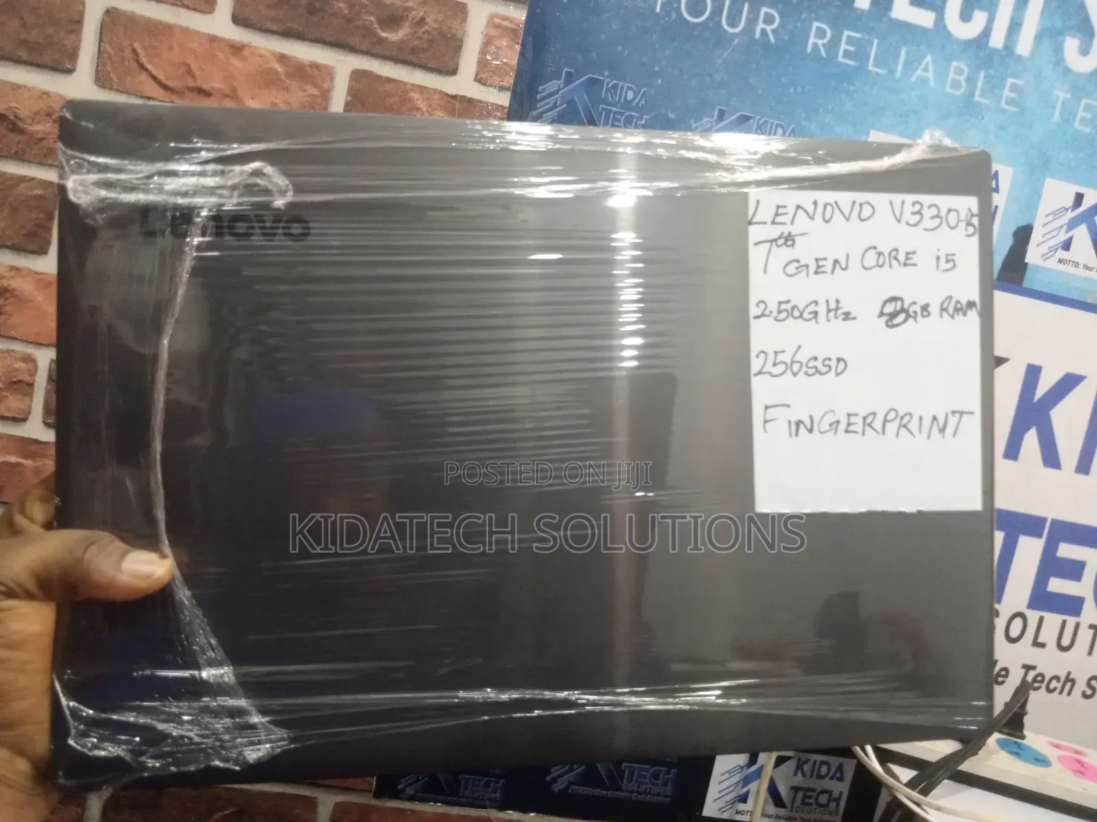 Laptop Lenovo V330 8GB Intel Core i5 SSD 256GB