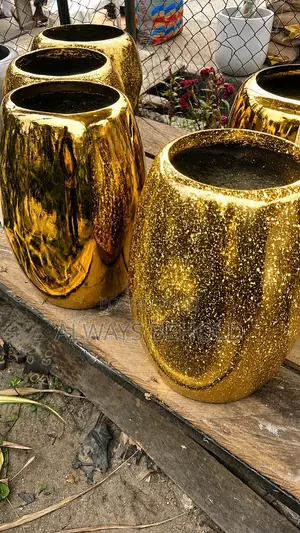 XX Premium Vase