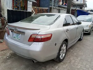 Toyota Camry 2009 Silver