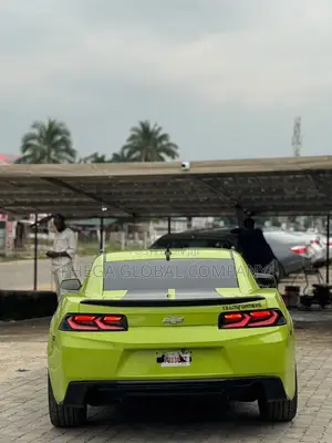 Chevrolet Camaro LS Coupe 2012