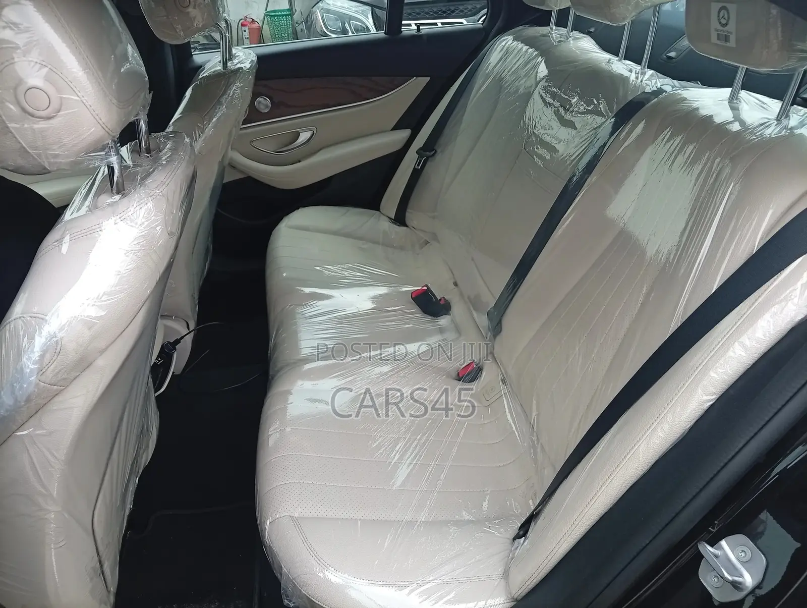 Mercedes-Benz E400 2018 Black