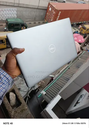 Laptop Dell Latitude 5520 16GB Intel Core i7 SSD 512GB