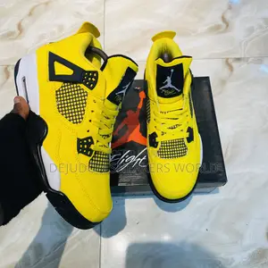 Air Jordan 4