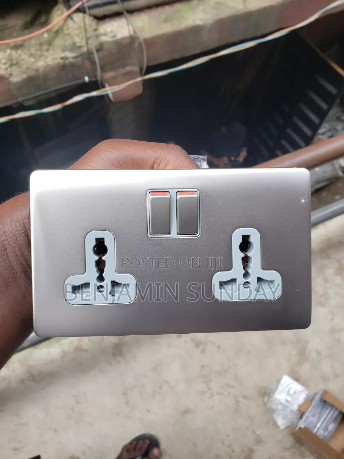 13double Socket