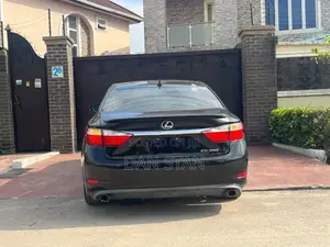 Lexus ES 2014 Black