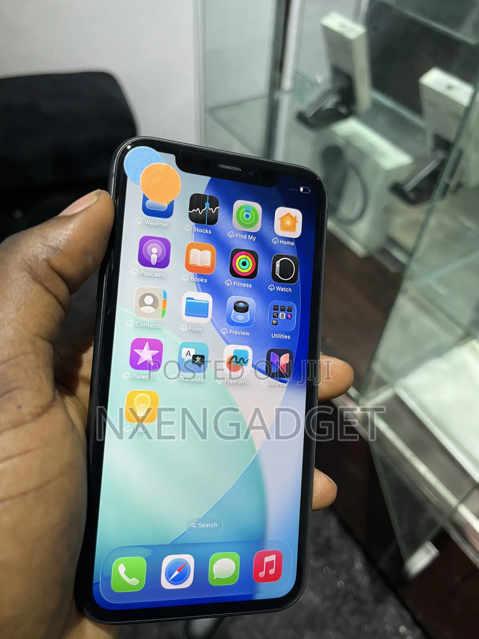 Apple iPhone 11 64 GB Black