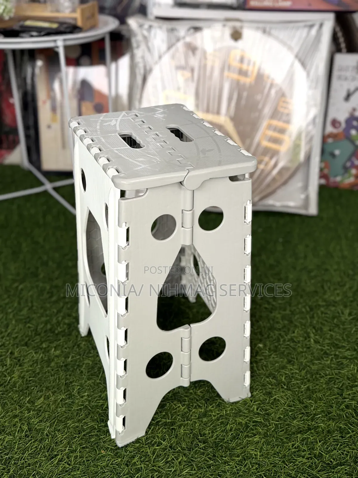 Foldable Plastic Stool