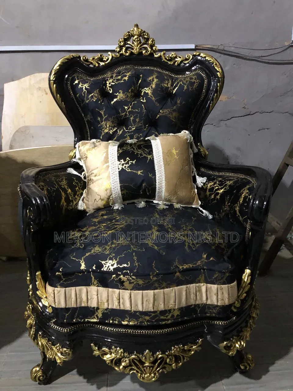 Royal Executive Sofa by 4 Seater
