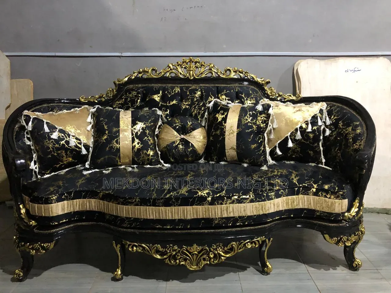Royal Executive Sofa by 4 Seater