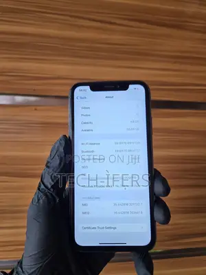 Apple iPhone XR 64 GB Black