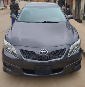 Toyota Camry 2010 Gray