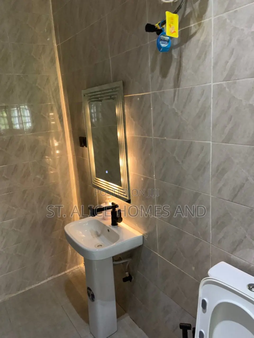 Fifteenoowsix 2 Bedroom Apartment