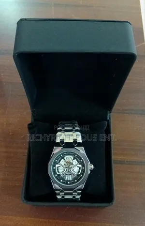 Luxury Men Business Watch