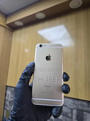 Apple iPhone 6s 32 GB Rose Gold