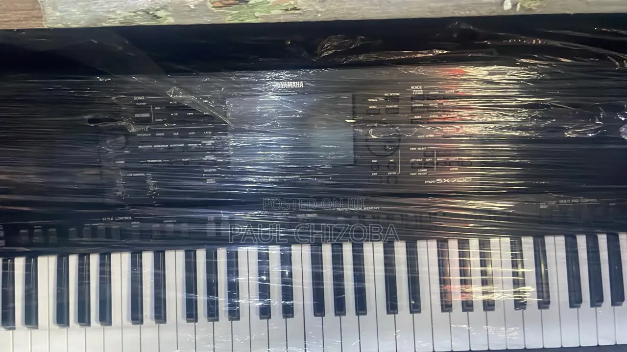 Yamaha Keyboard PSR SX700
