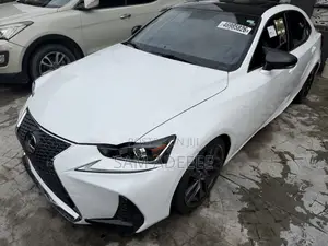 Lexus IS 350 AWD 2015 White