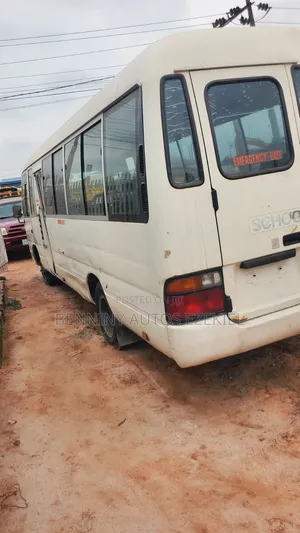 Toyota Coaster 2005 White
