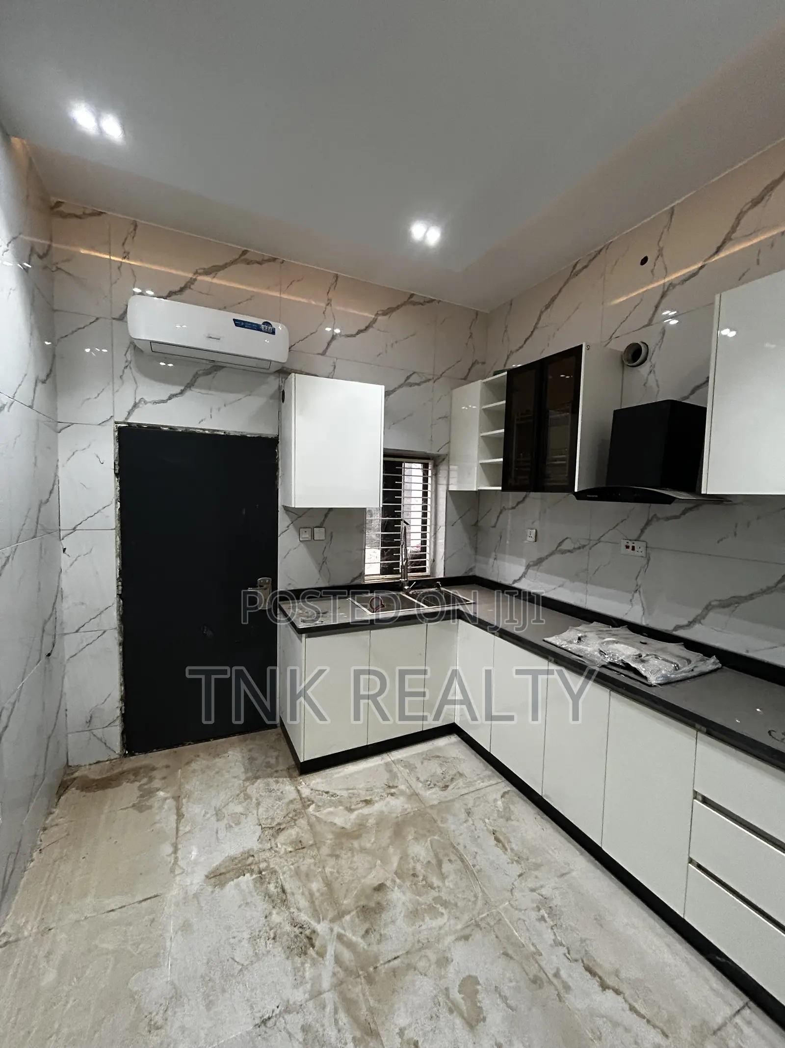 Newly Built Terrace Duplex With BQ
