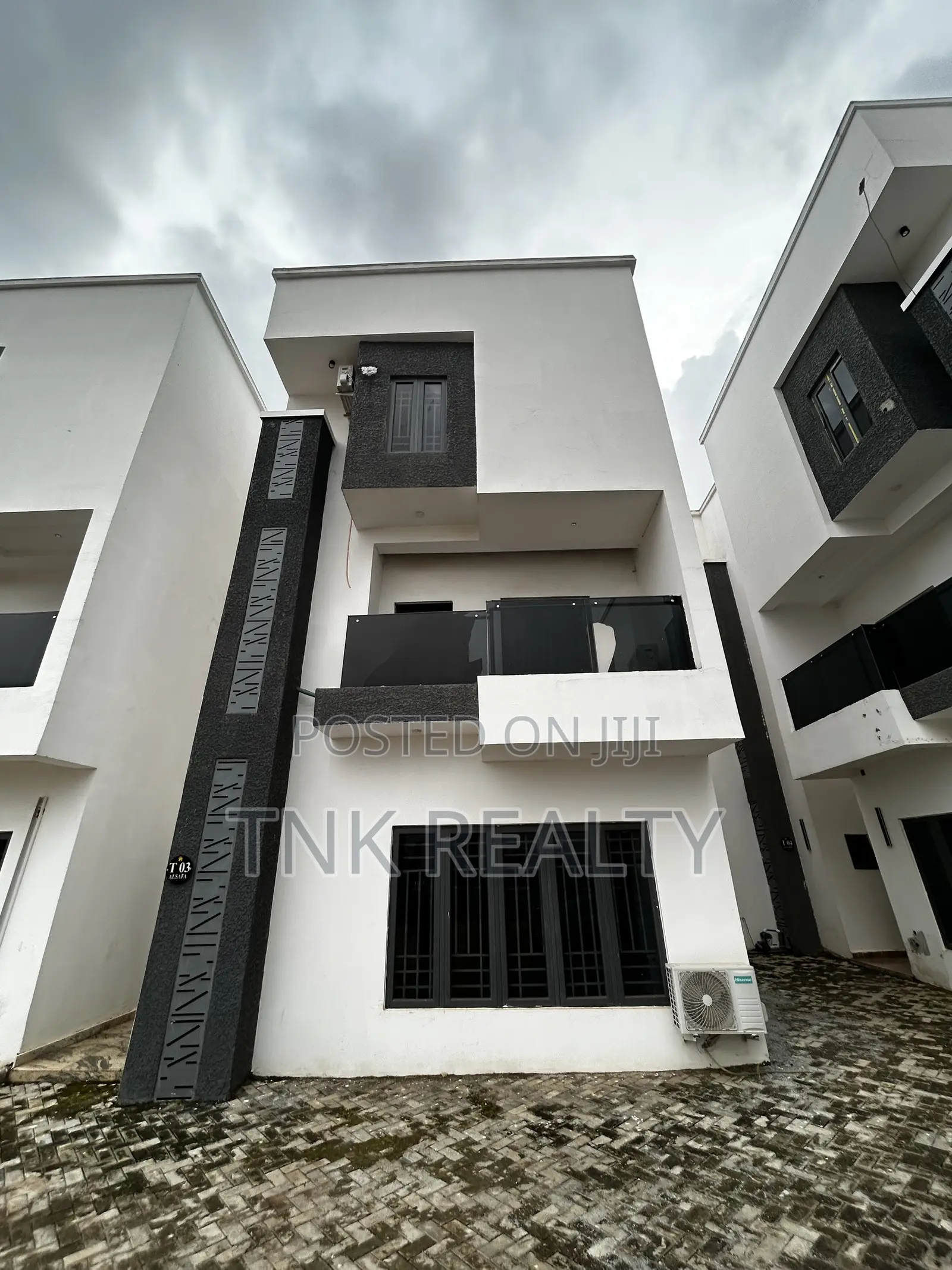 Newly Built Terrace Duplex With BQ