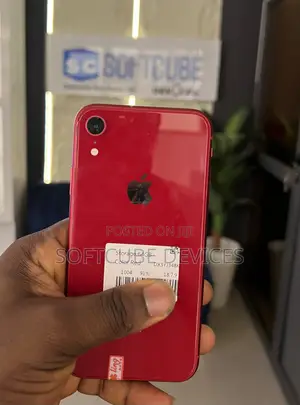 Apple iPhone XR 64 GB Red