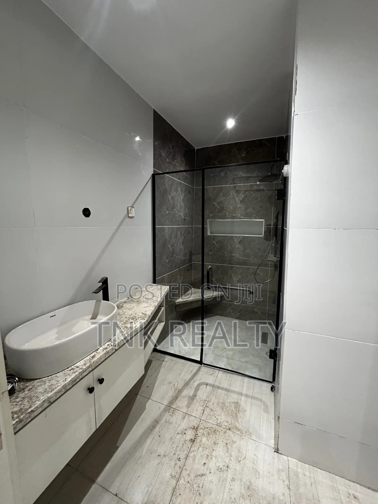 Newly Built Terrace Duplex With BQ