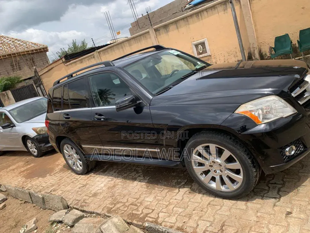 Mercedes-Benz GLK-Class 2010 Black