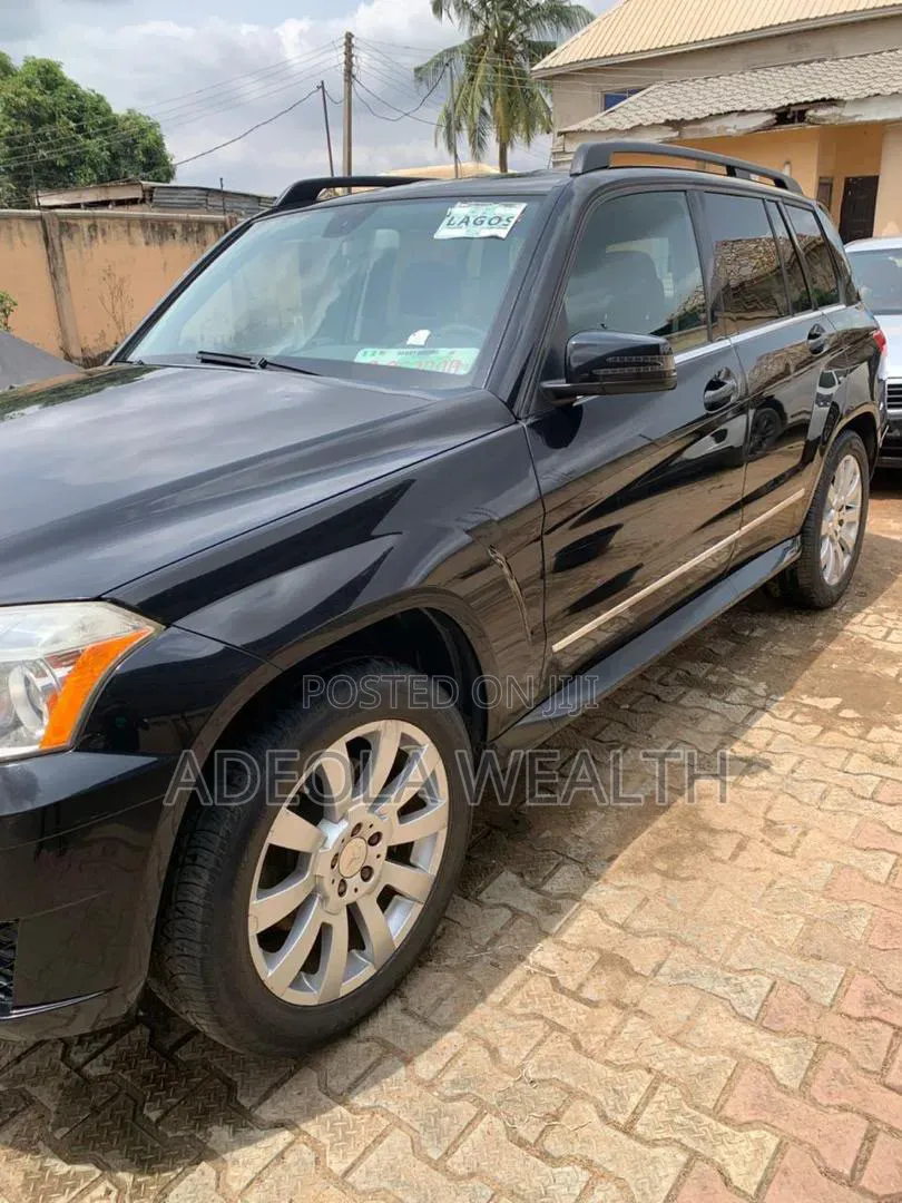 Mercedes-Benz GLK-Class 2010 Black