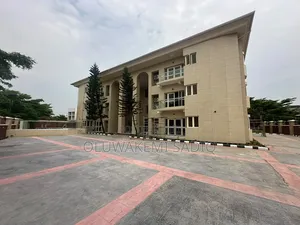 4bdrm Apartment in Banana Island Ikoyi for rent