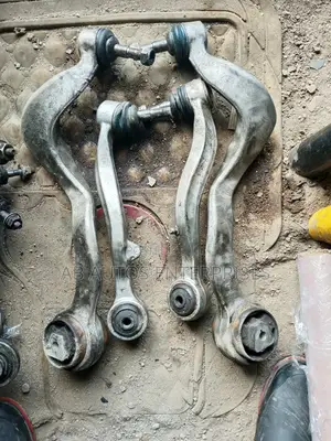 E65 Front and Back Lower Arms