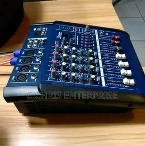 Powered Mixer 4 Channels