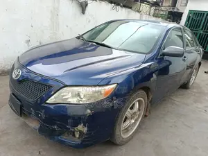 Toyota Camry 2011 Blue