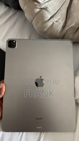 New Apple iPad (2025) 256 GB Silver