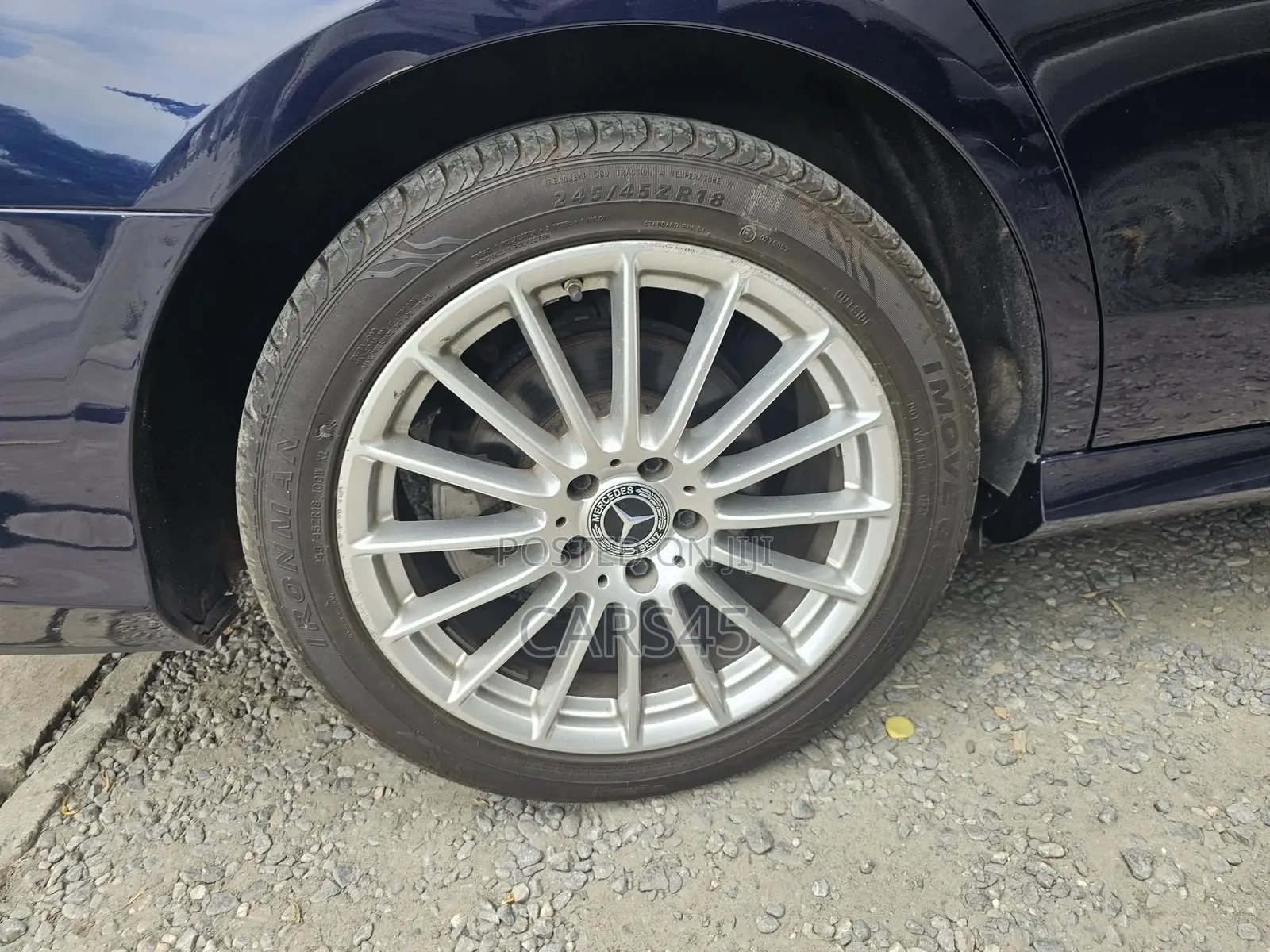 Mercedes-Benz E350 2021 Blue