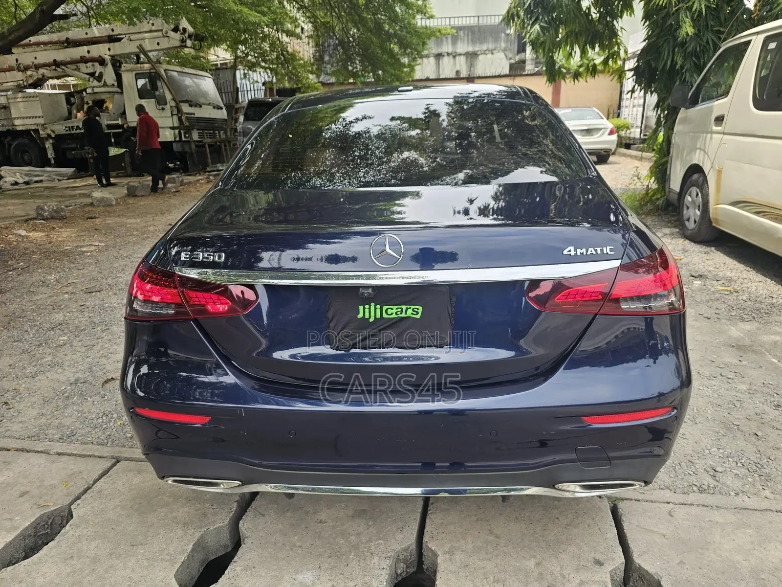 Mercedes-Benz E350 2021 Blue