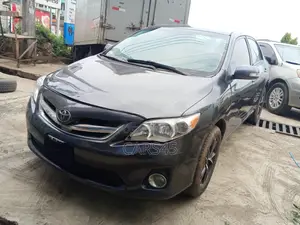 Toyota Corolla 2009 Gray