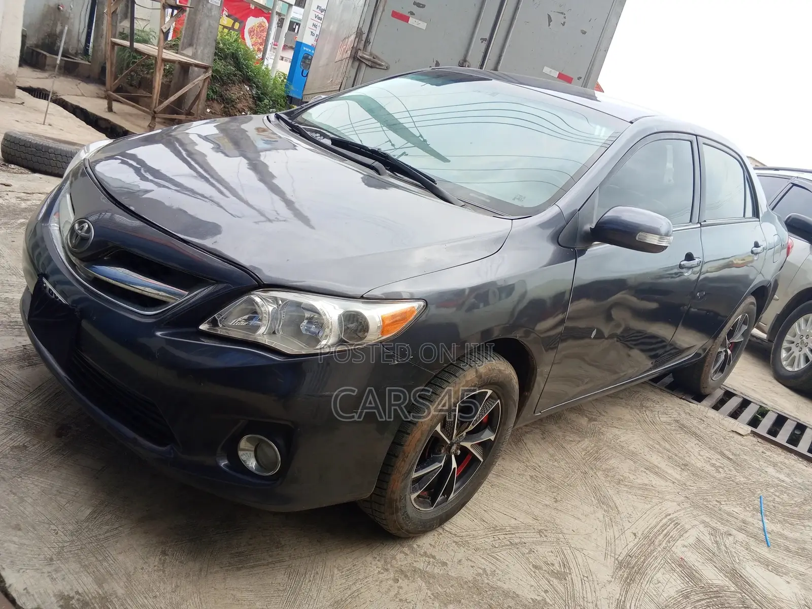 Toyota Corolla 2009 Gray