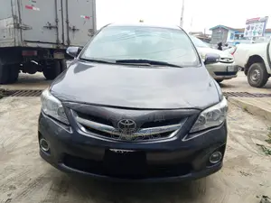 Toyota Corolla 2009 Gray