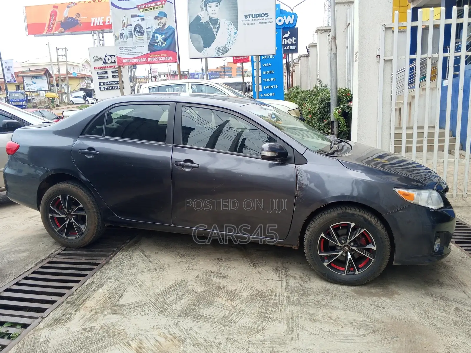 Toyota Corolla 2009 Gray