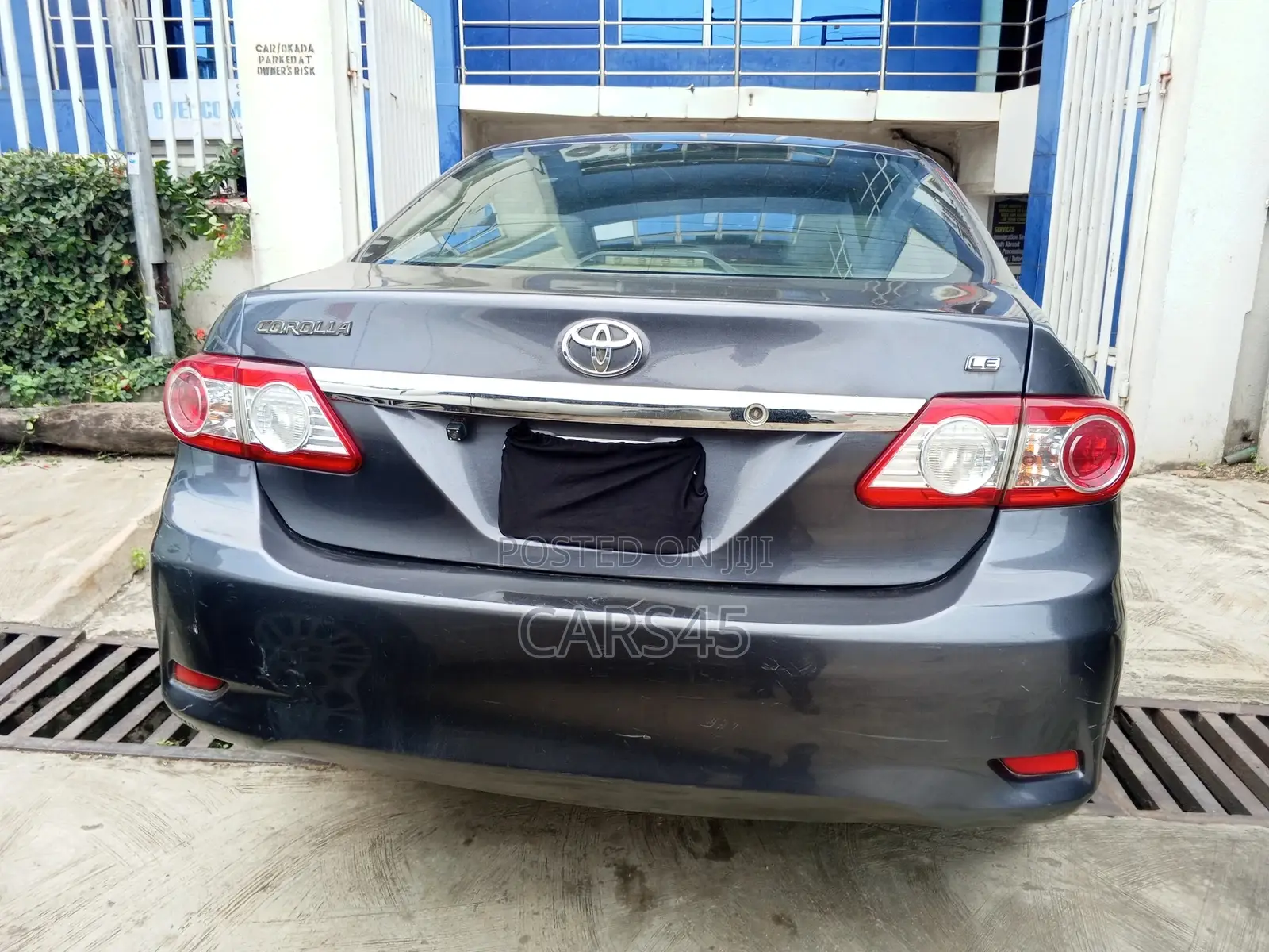 Toyota Corolla 2009 Gray