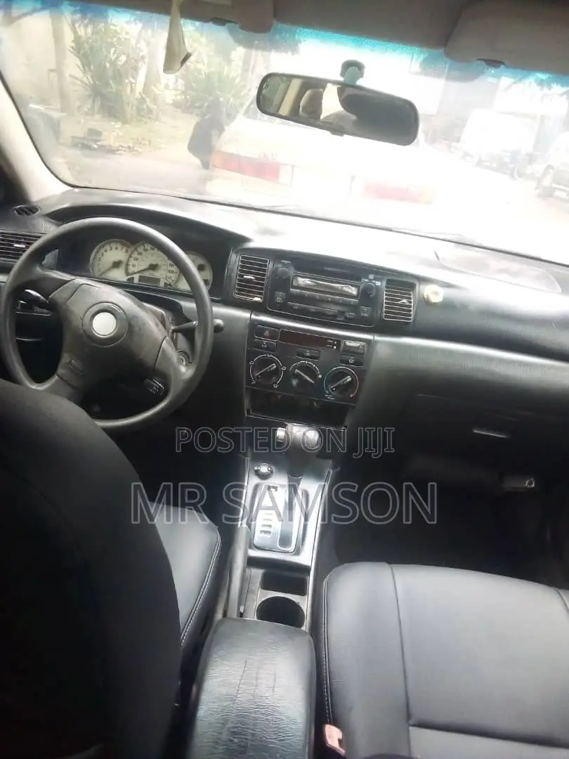 Toyota Corolla 2004 Black